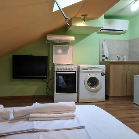 Midtown Place Loft таванска с баня Doris 2 Plowdiw