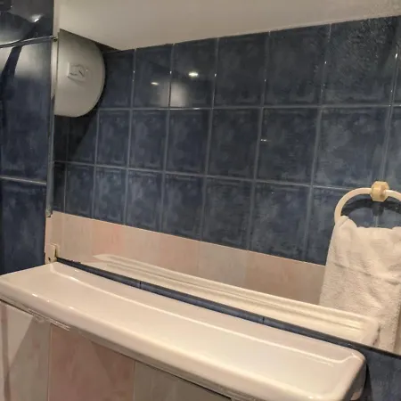 Midtown Place Loft таванска с баня Doris 2 * Plowdiw