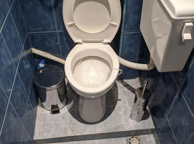 Midtown Place Loft таванска с баня Doris 2 Daire