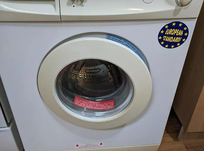 Midtown Place Loft таванска с баня Doris 2 Daire