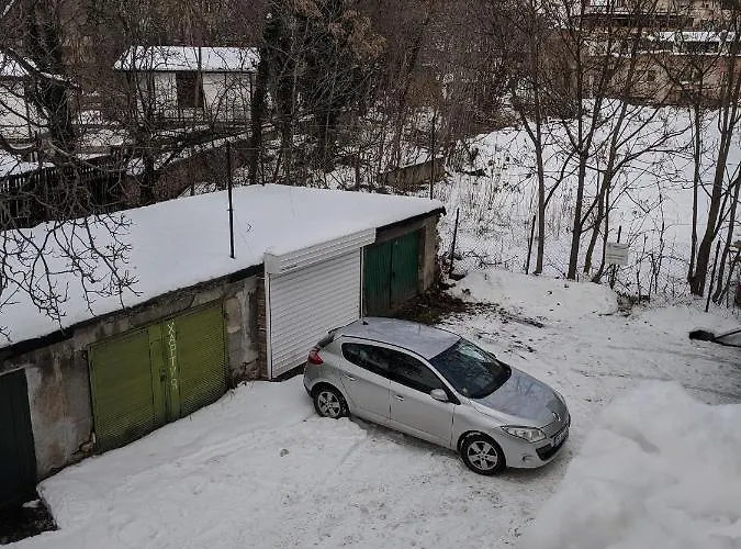 Daire Midtown Place Loft таванска с баня Doris 2 *